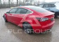 2020 Tesla Model 3 фото