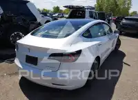 2020 Tesla Model 3 фото