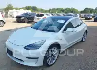 2020 Tesla Model 3 фото
