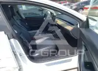 2020 Tesla Model 3 фото