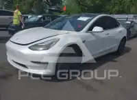 2020 Tesla Model 3 фото