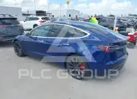 2020 Tesla Model 3 фото