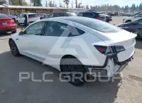 2020 Tesla Model 3 фото