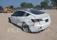 2020 Tesla Model 3 фото