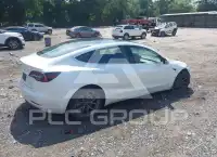 2020 Tesla Model 3 фото