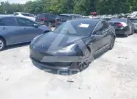 2020 Tesla Model 3 фото