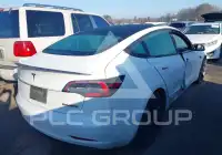 2020 Tesla Model 3 фото