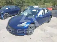 2020 Tesla Model 3 фото