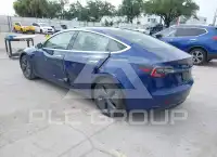 2020 Tesla Model 3 photo