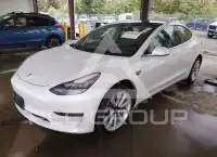 2020 Tesla Model 3 фото