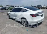 2020 Tesla Model 3 photo