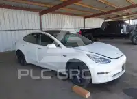 2020 Tesla Model 3 фото
