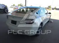 2020 Tesla Model 3 фото