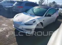 2020 Tesla Model 3 фото