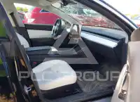 2020 Tesla Model 3 фото