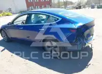 2020 Tesla Model 3 фото