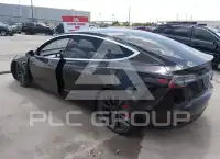 2020 Tesla Model 3 фото