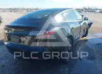 2020 Tesla Model 3 фото