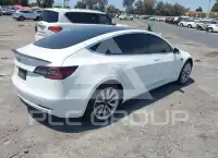 2020 Tesla Model 3 photo