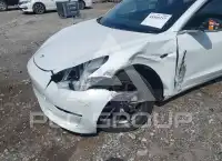 2020 Tesla Model 3 фото