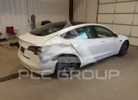 2020 Tesla Model 3 фото
