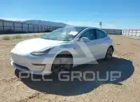 2020 Tesla Model 3 фото