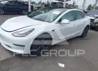 2020 Tesla Model 3 photo