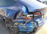 2020 Tesla Model 3 фото