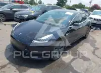 2020 Tesla Model 3 фото