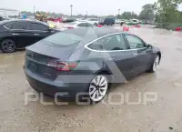 2020 Tesla Model 3 фото
