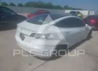 2020 Tesla Model 3 фото