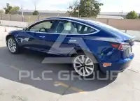 2020 Tesla Model 3 фото