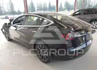 2020 Tesla Model 3 фото