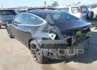 2020 Tesla Model 3 фото