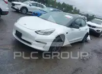 2020 Tesla Model 3 фото