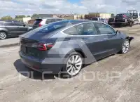 2020 Tesla Model 3 фото