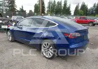 2020 Tesla Model 3 фото