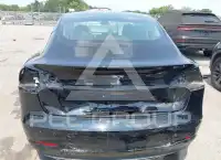 2020 Tesla Model 3 фото