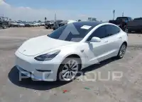 2020 Tesla Model 3 photo