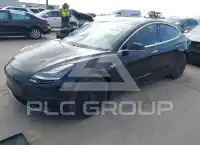 2020 Tesla Model 3 фото