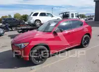 2020 Alfa Romeo Stelvio photo