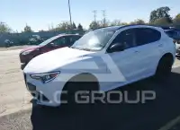 2020 Alfa Romeo Stelvio фото