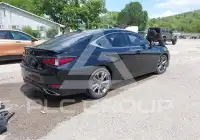 2020 Lexus ES350 photo