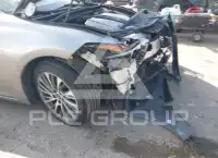 2020 Lexus ES350 photo