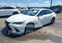 2020 Lexus ES350 фото