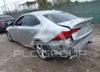 2020 Lexus IS300 фото