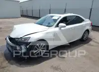 2020 Lexus IS300 фото