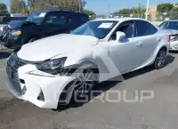 2020 Lexus IS300 фото