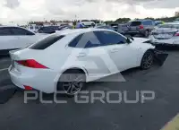 2020 Lexus IS300 photo