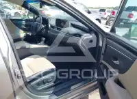 2020 Lexus ES300 фото